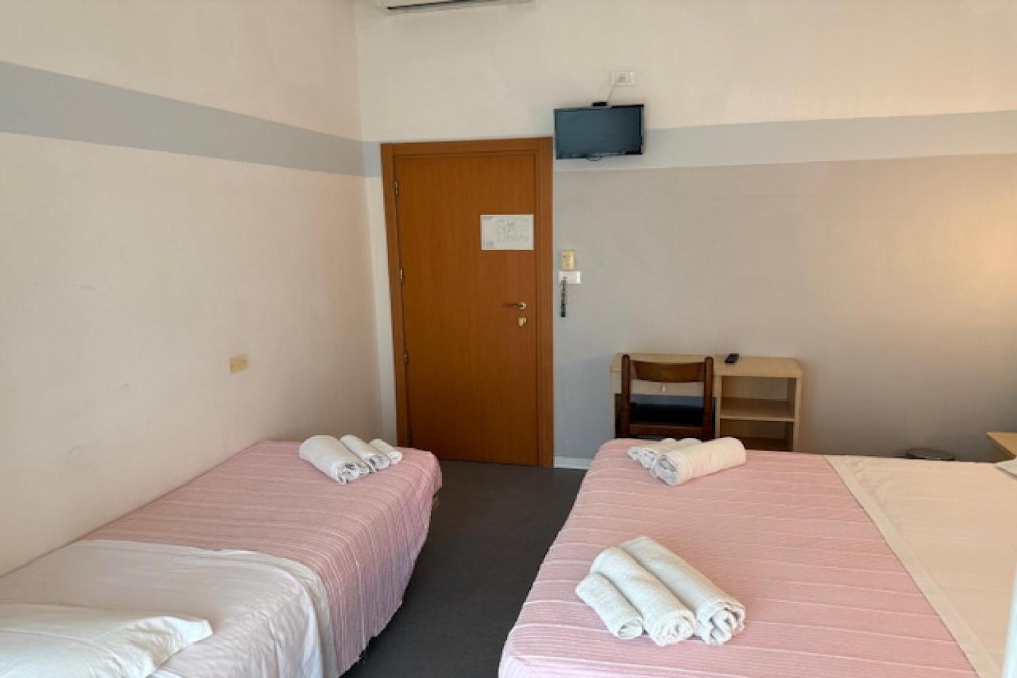 Hotel Nives Rimini Exteriér fotografie